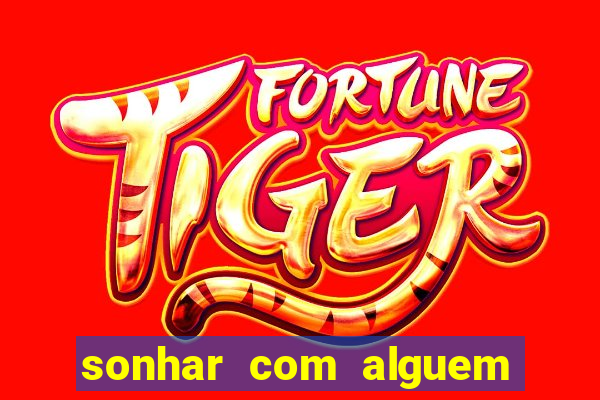 sonhar com alguem jogando cartas de tarot