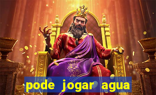 pode jogar agua fervente na pia