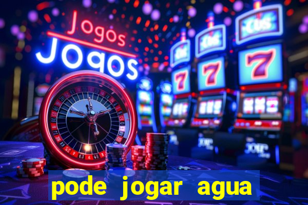 pode jogar agua quente na privada