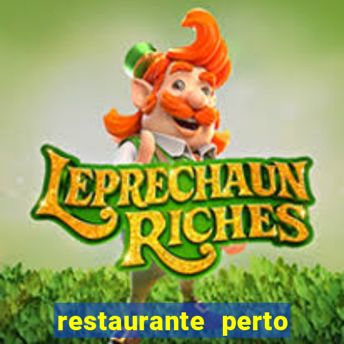 restaurante perto de mim agora